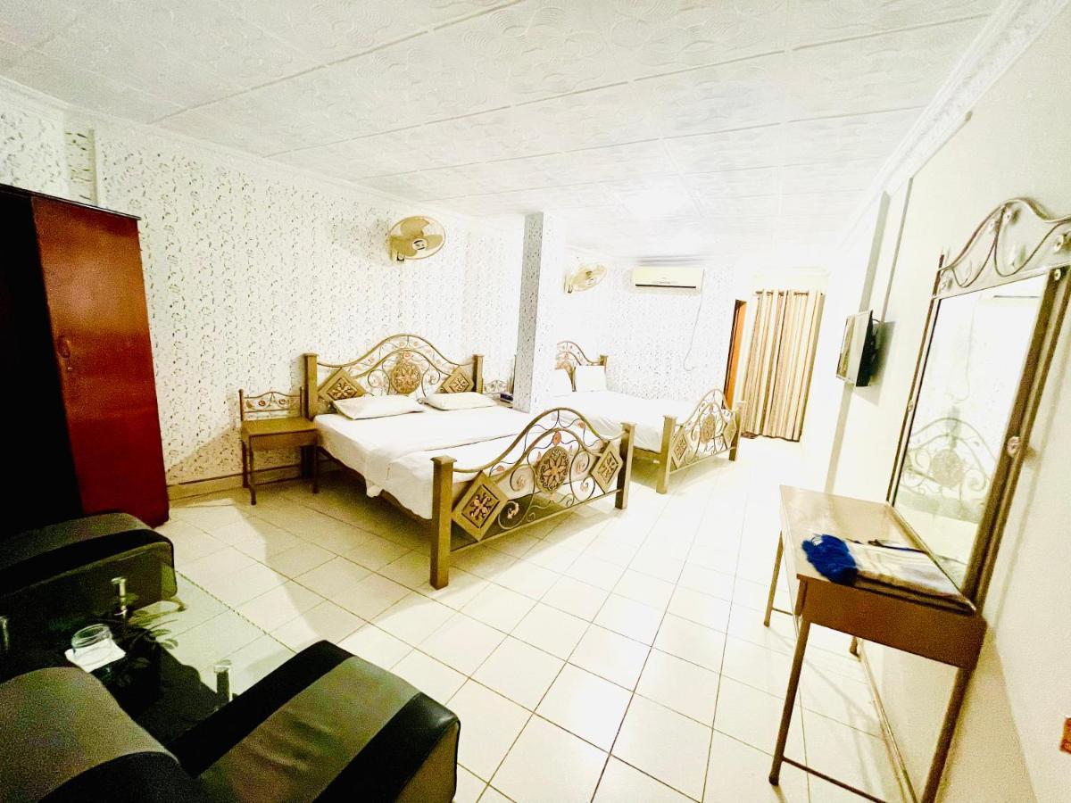 Hotel New Mid City มุลตาน ภายนอก รูปภาพ