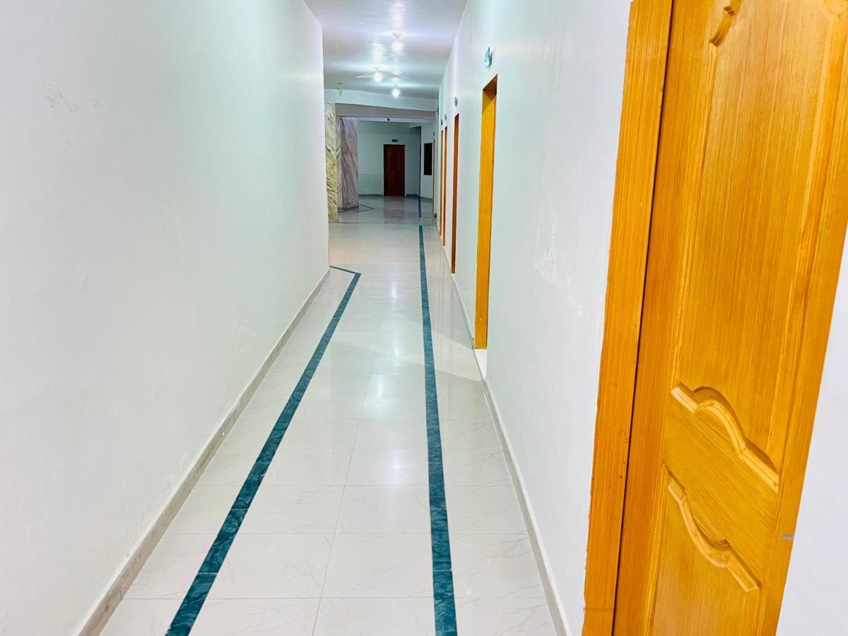 Hotel New Mid City มุลตาน ภายนอก รูปภาพ