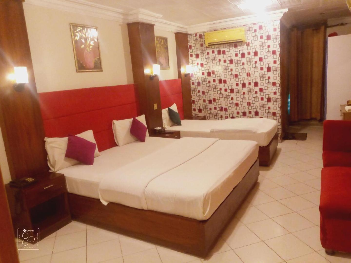 Hotel New Mid City มุลตาน ภายนอก รูปภาพ